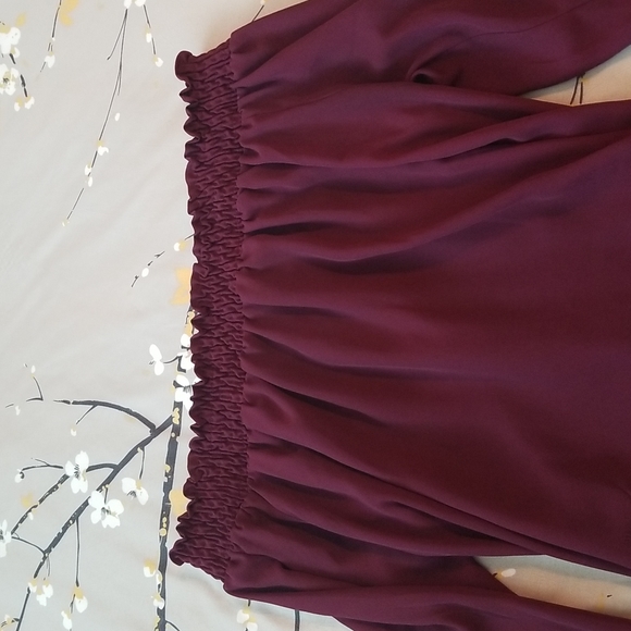 Off the Shoulder Top - Picture 6 of 7